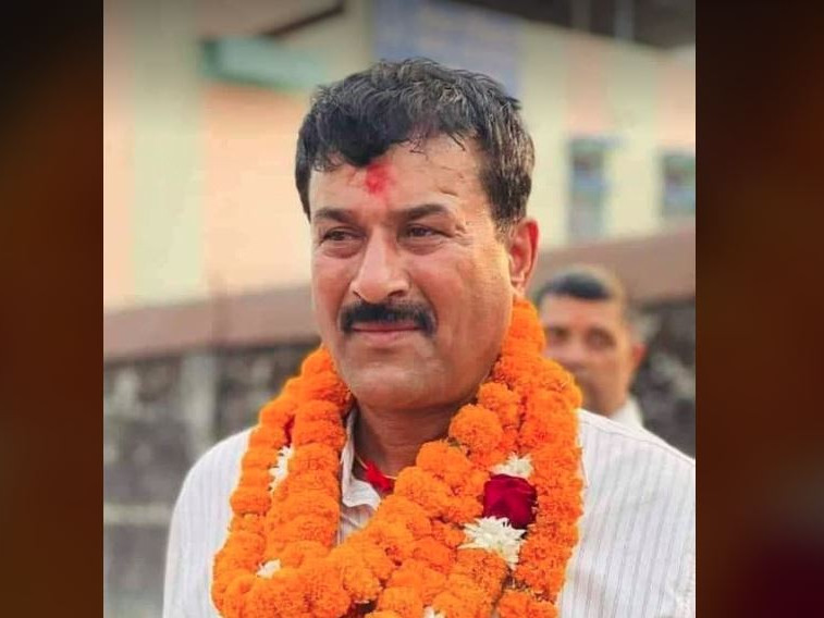 काे हुन् भरतपुरकाे उपमेयर बनेका चित्रसेन अधिकारी ?